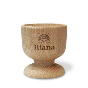 Huevera de madera personalizado con nombre y diseño